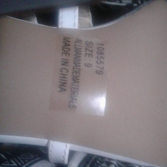 Open toe heels - Picture 5 of 5